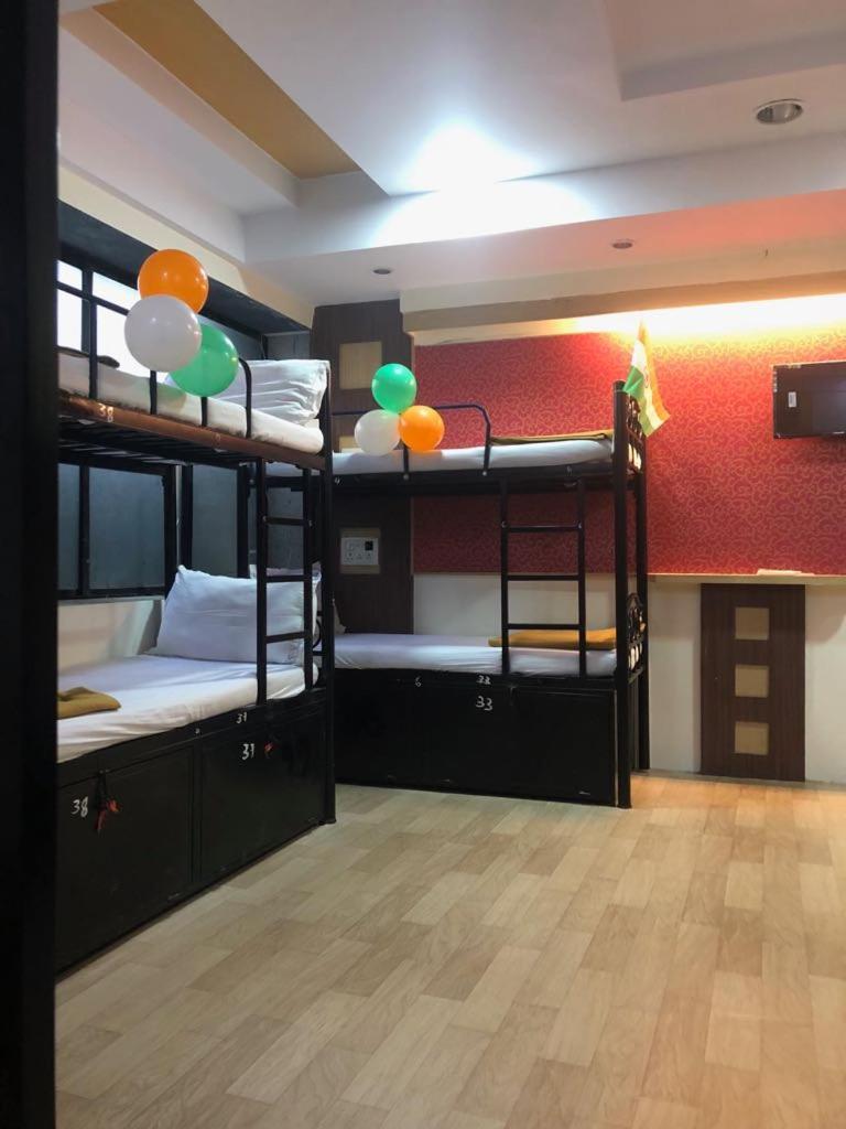 Bandra Dormitory Only For Indian 孟买 外观 照片