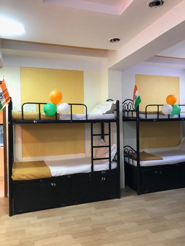 Bandra Dormitory Only For Indian 孟买 外观 照片