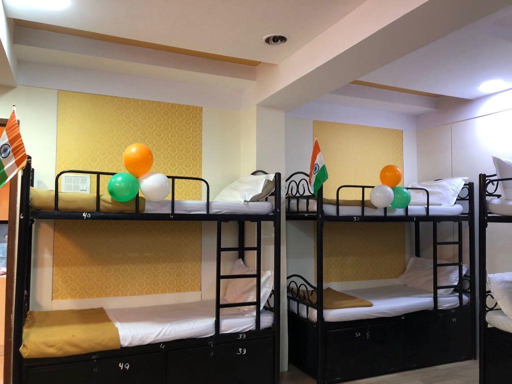 Bandra Dormitory Only For Indian 孟买 外观 照片