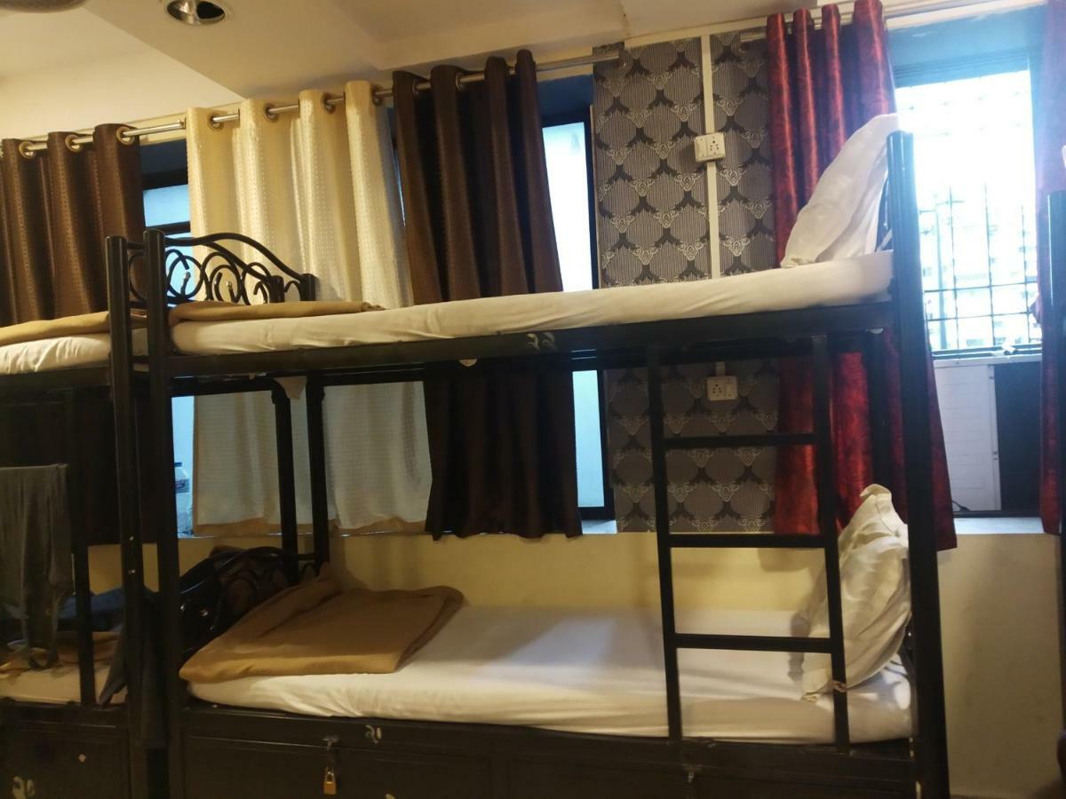 Bandra Dormitory Only For Indian 孟买 外观 照片